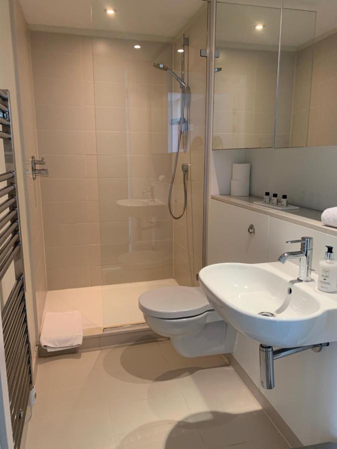 Quartermile 1 Bedroom Apartment - With Free Parking Included Edinburgh Bagian luar foto